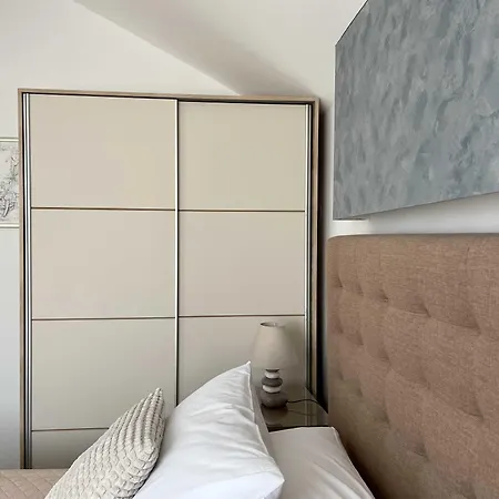 Simply The Apartman *